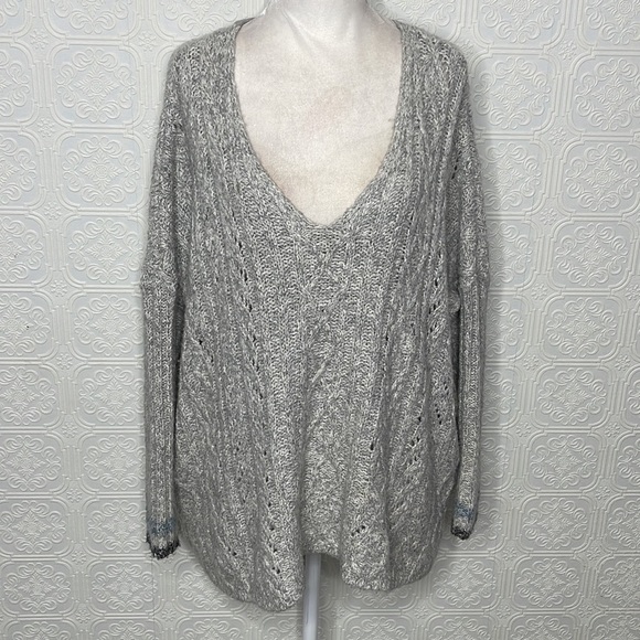 CAbi | Horizon Grey V-Neck Oversized Chunky Knit Sweater, #3848 - Picture 2 of 12